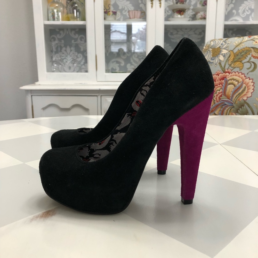 Betsey Johnson  classic High Heels